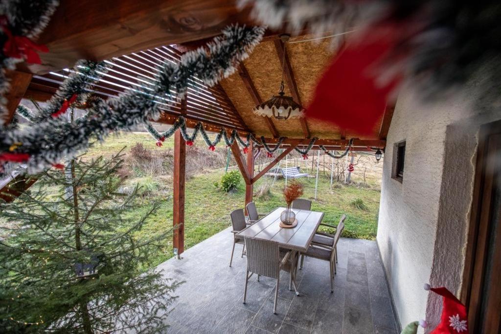 Holiday House On The Riverside Ogulin Ngoại thất bức ảnh